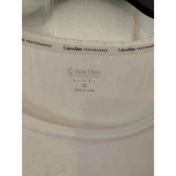 Calvin Klein White Short Sleeve Round Neck T-Shirt Extra Large - Picture 2 of 3